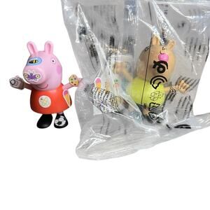 Peppa Pig George Burger King King Jr Meal Toy Figures Set‎ 2023 Pink Red Green